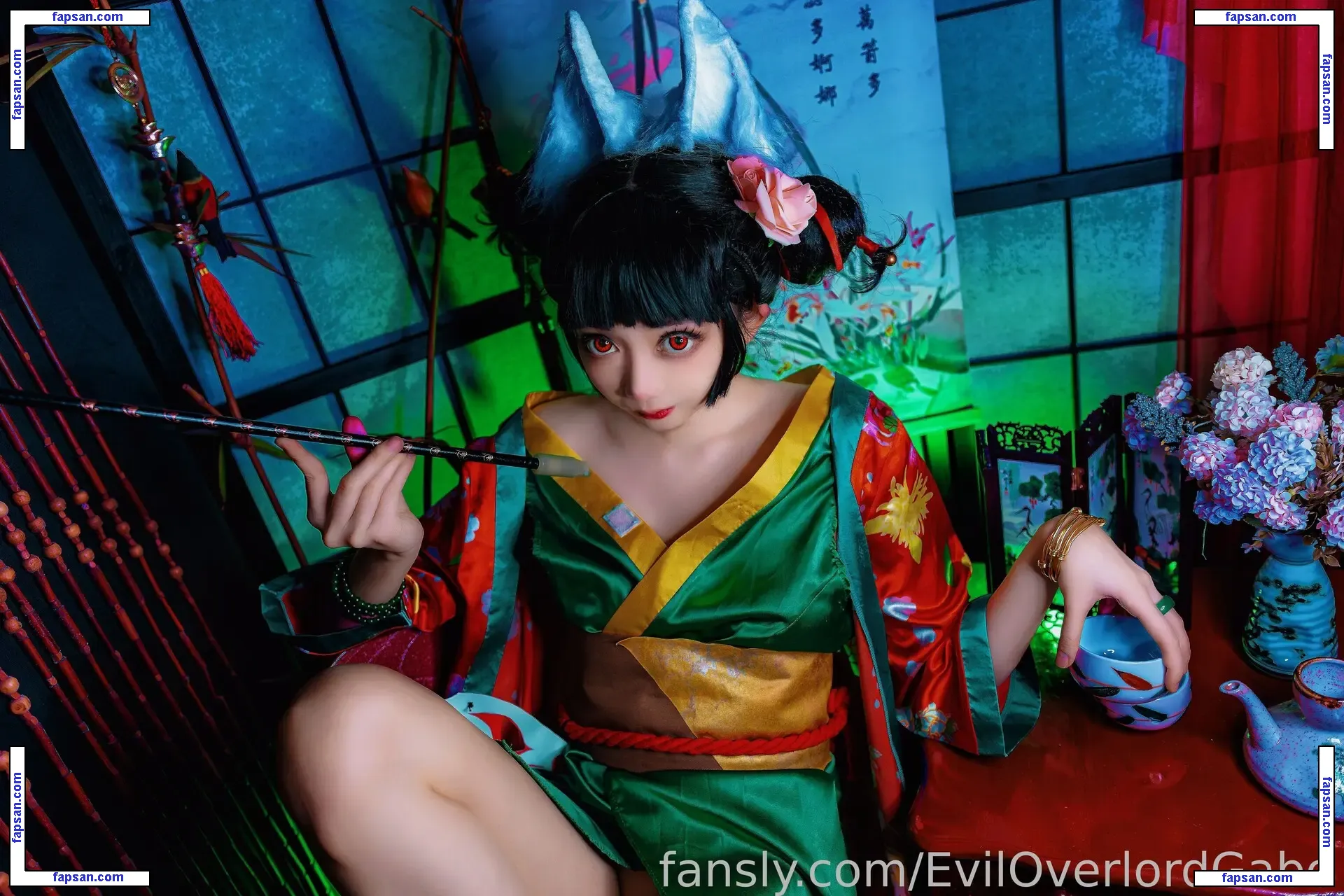 Evil Overlord Gabo голая фото #0444 с Онлифанс