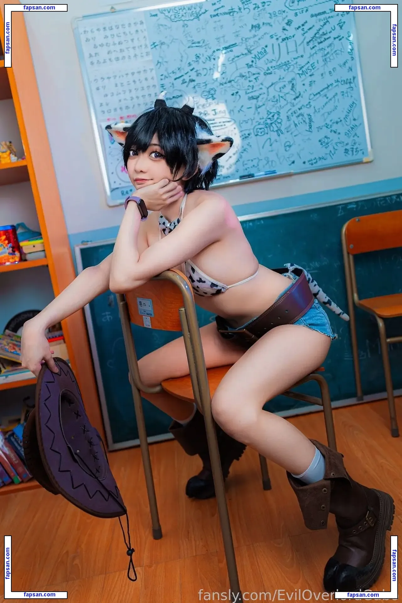 Evil Overlord Gabo голая фото #0465 с Онлифанс