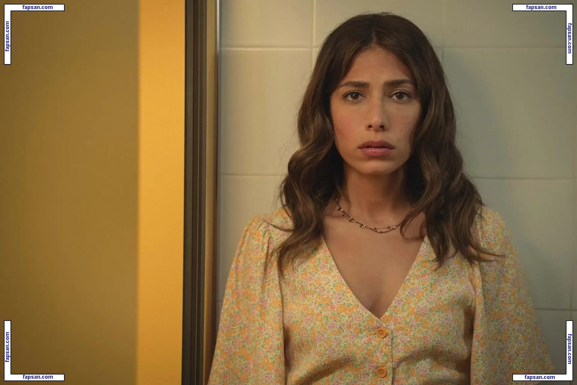 Evin Ahmad голая фото #0001 с Онлифанс