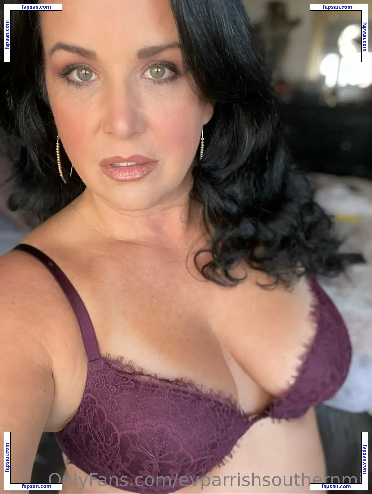 evparrishsouthernmil nude photo #0034 from OnlyFans