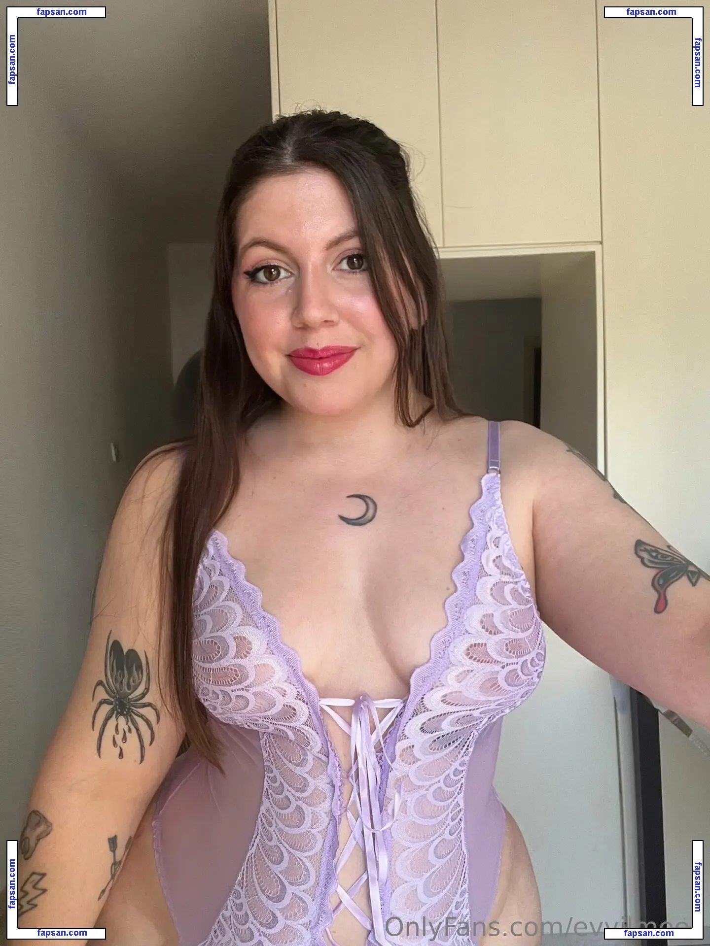 evvilmoon nude photo #0141 from OnlyFans