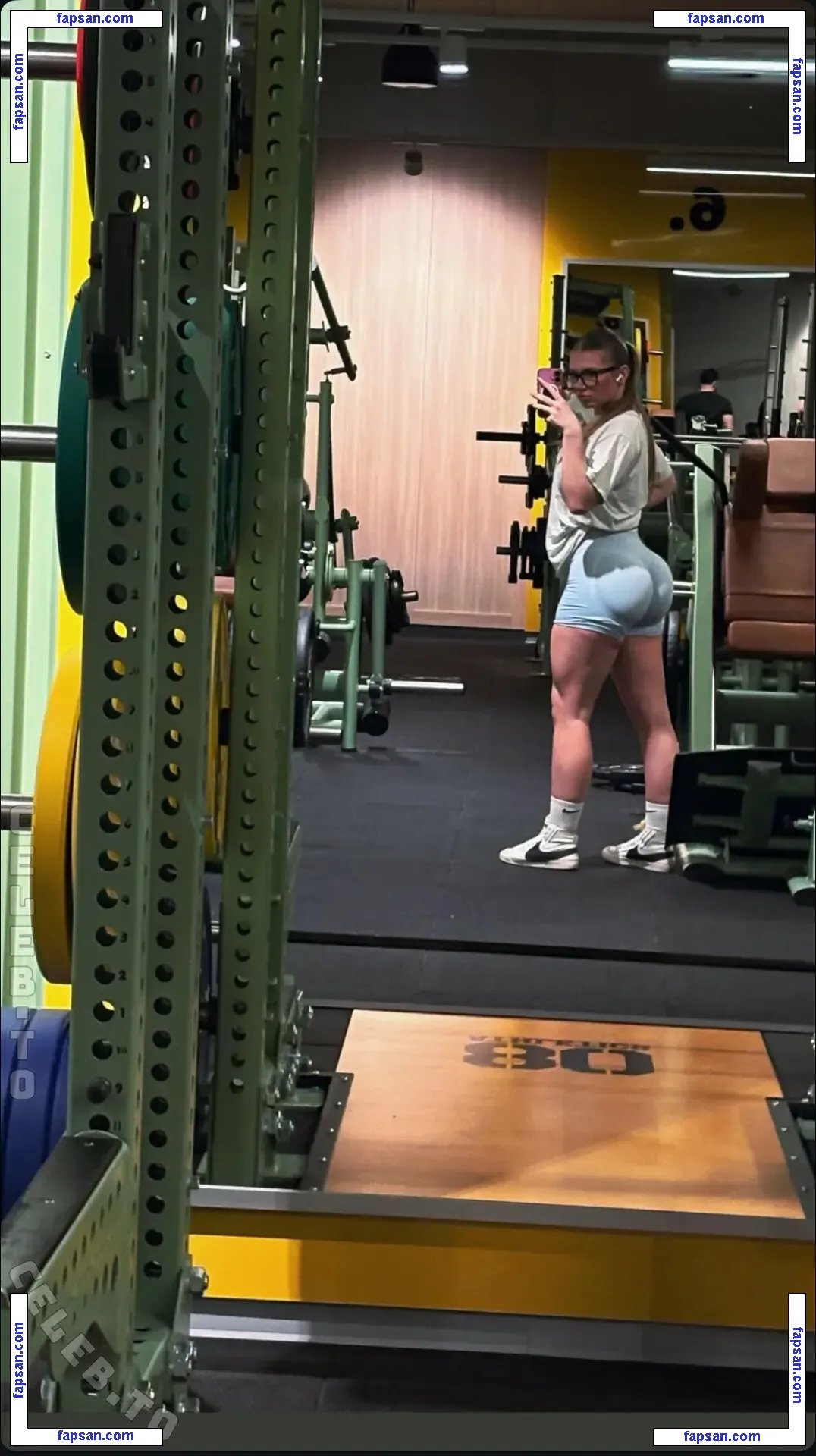 evx.rnk голая фото #0006 с Онлифанс