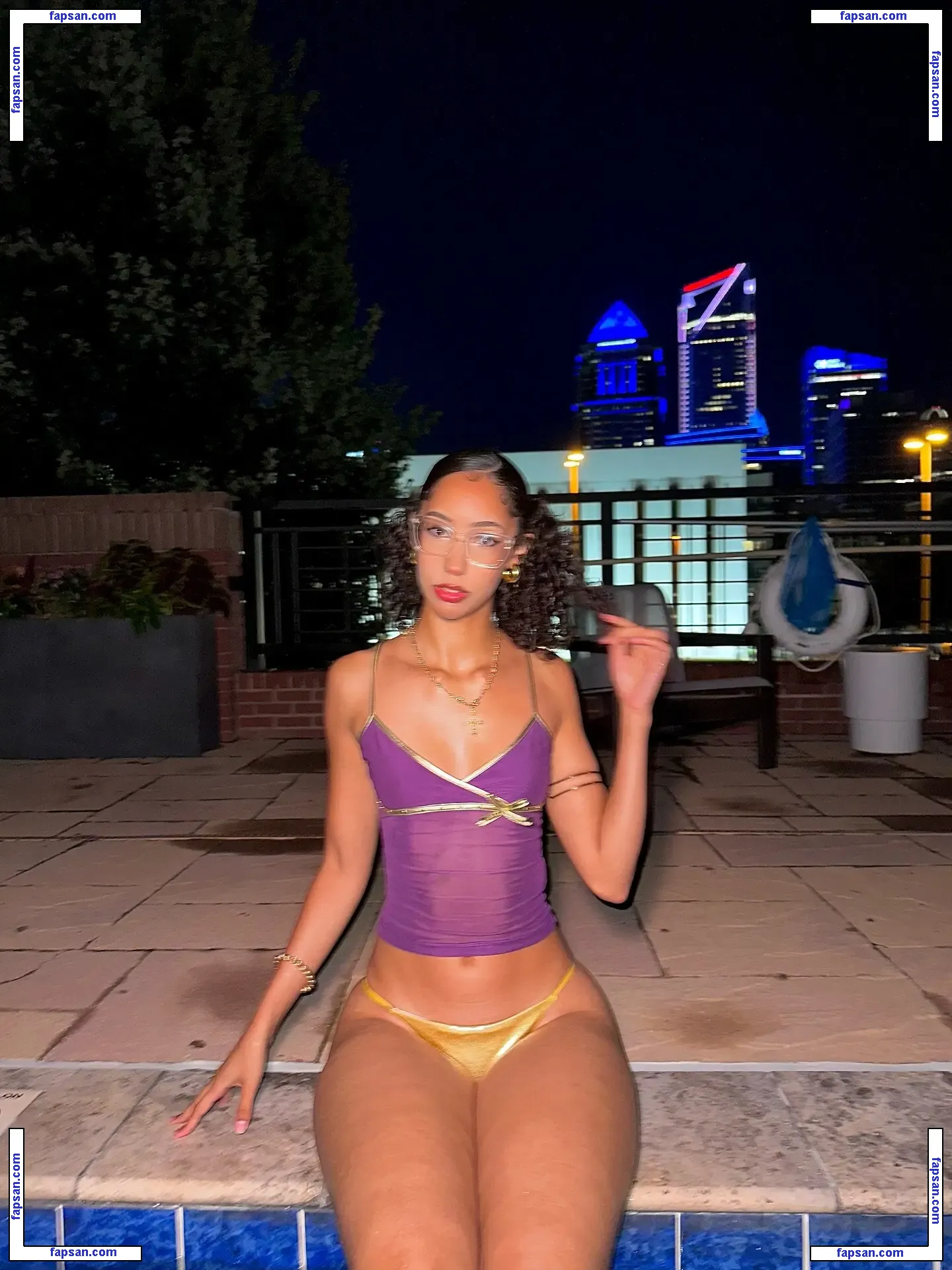 ewmxt голая фото #0080 с Онлифанс