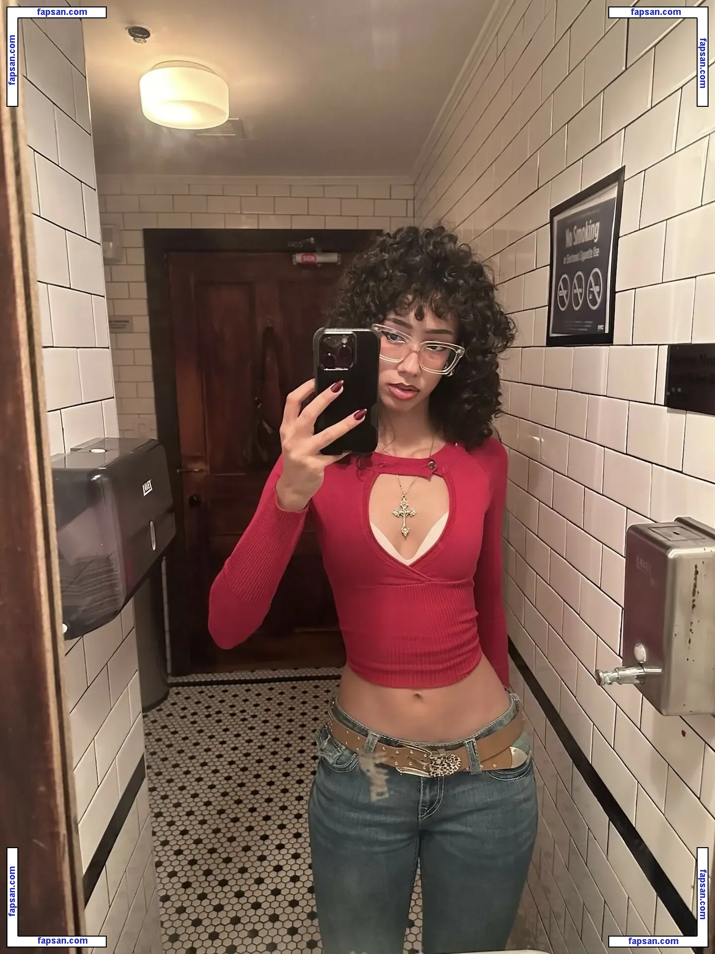 ewmxt nude photo #0097 from OnlyFans