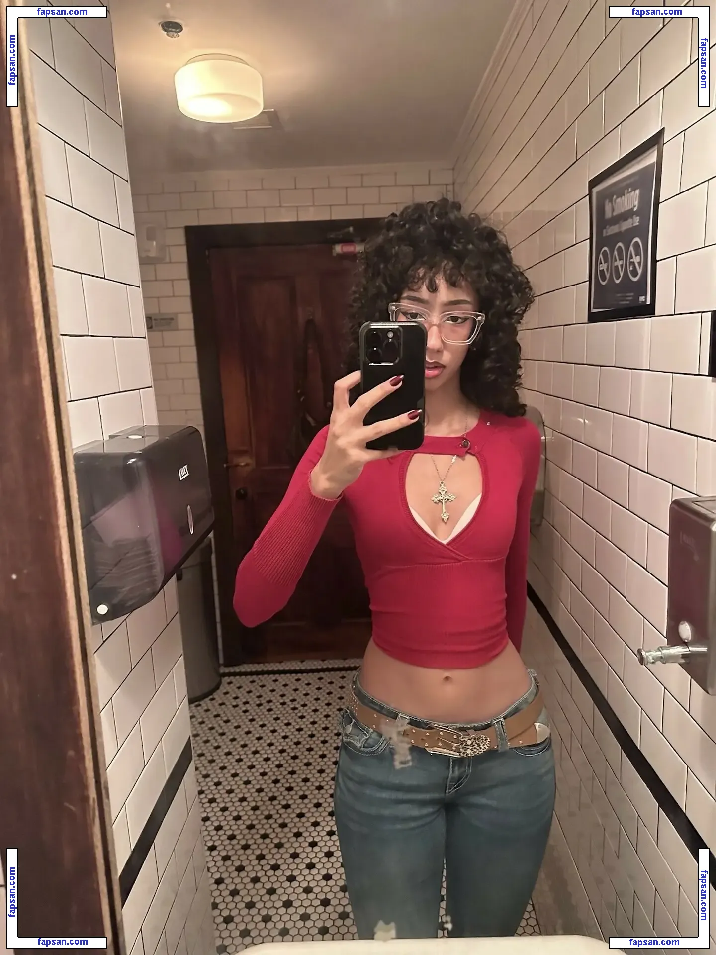 ewmxt nude photo #0101 from OnlyFans