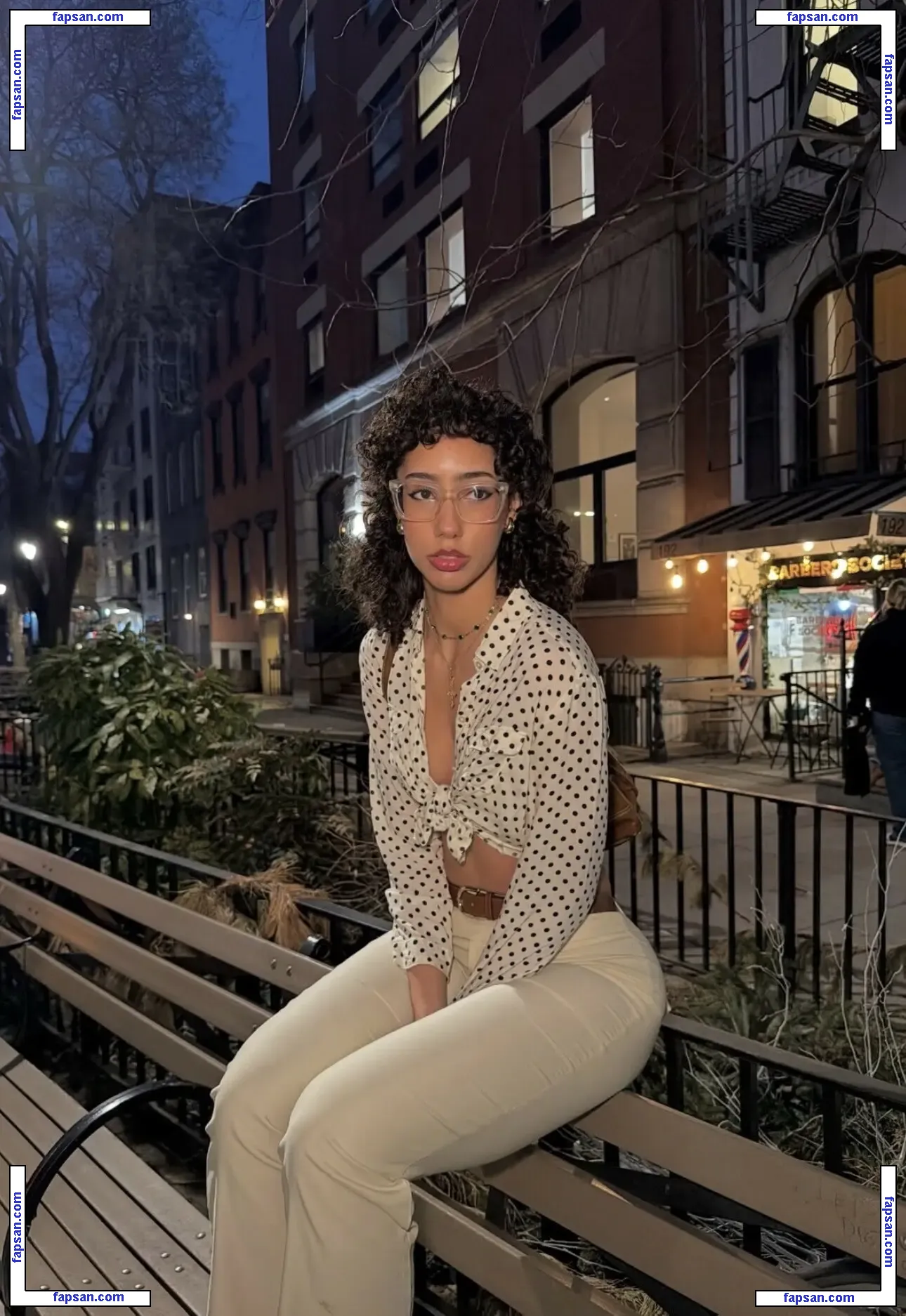 ewmxt голая фото #0114 с Онлифанс