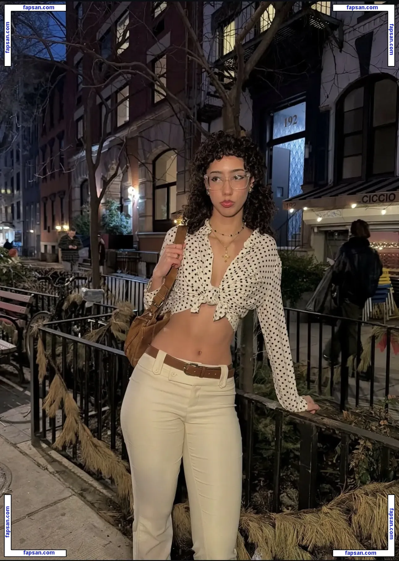 ewmxt голая фото #0116 с Онлифанс