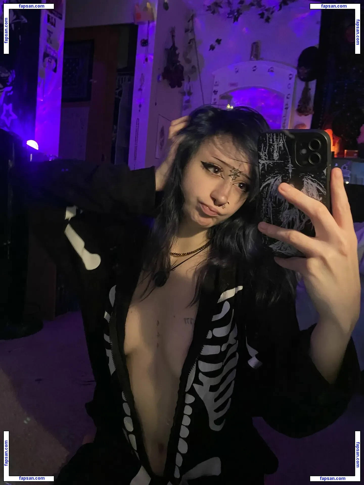 expirednxrcxtic nude photo #0003 from OnlyFans