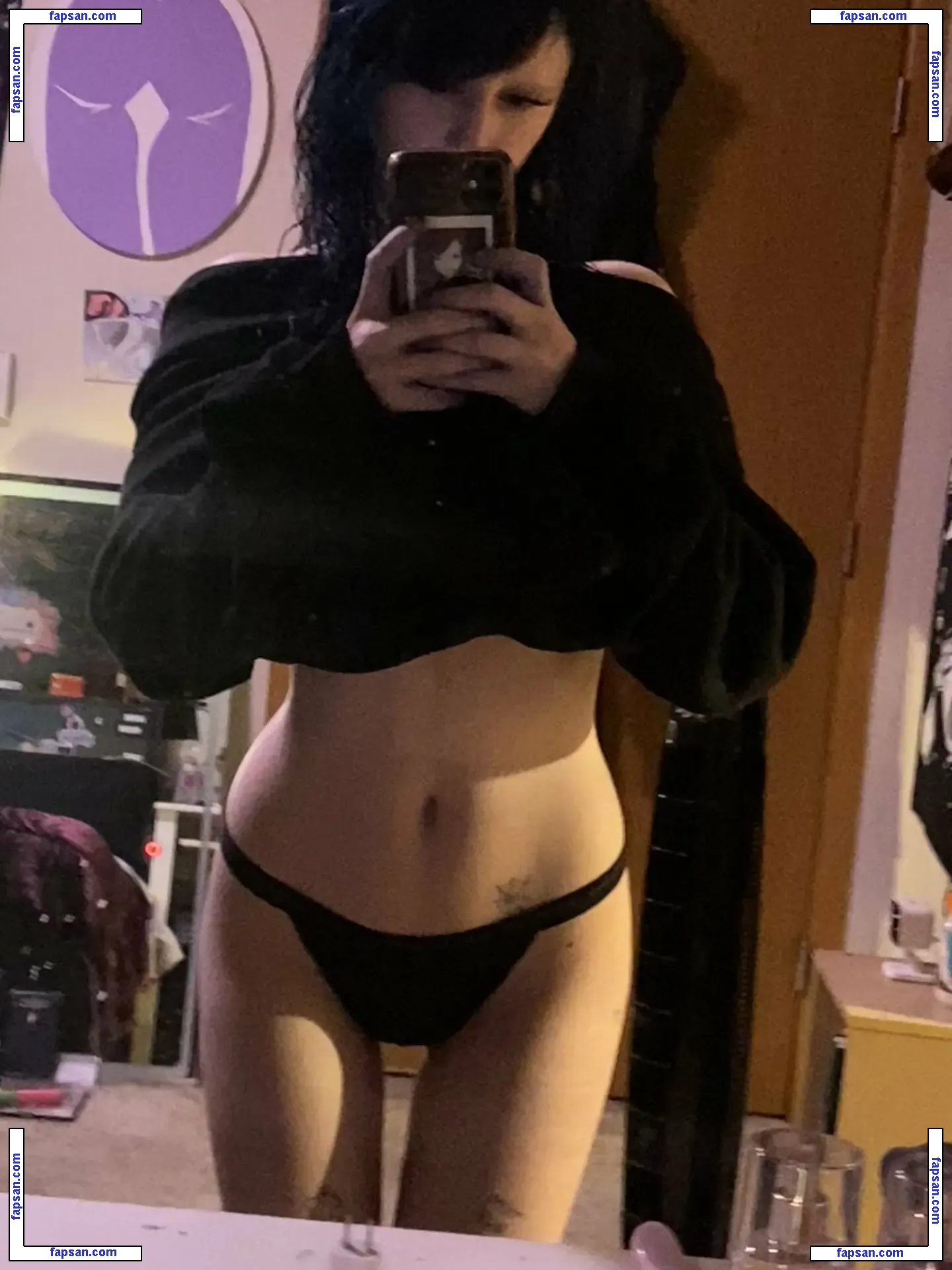 expirednxrcxtic голая фото #0006 с Онлифанс