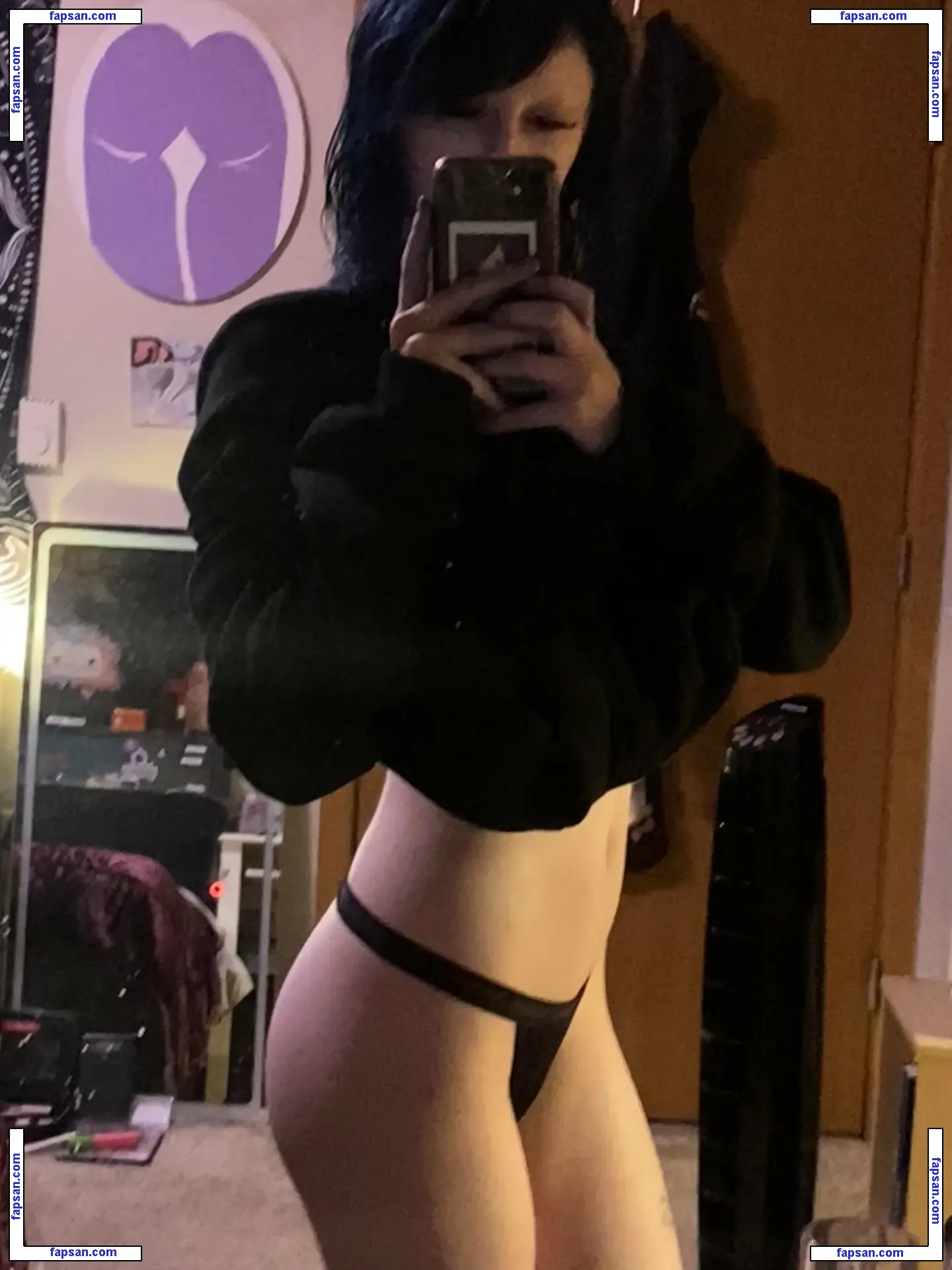 expirednxrcxtic голая фото #0008 с Онлифанс