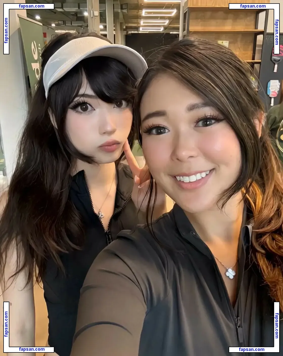 Extra Emily nude photo #0040 from OnlyFans