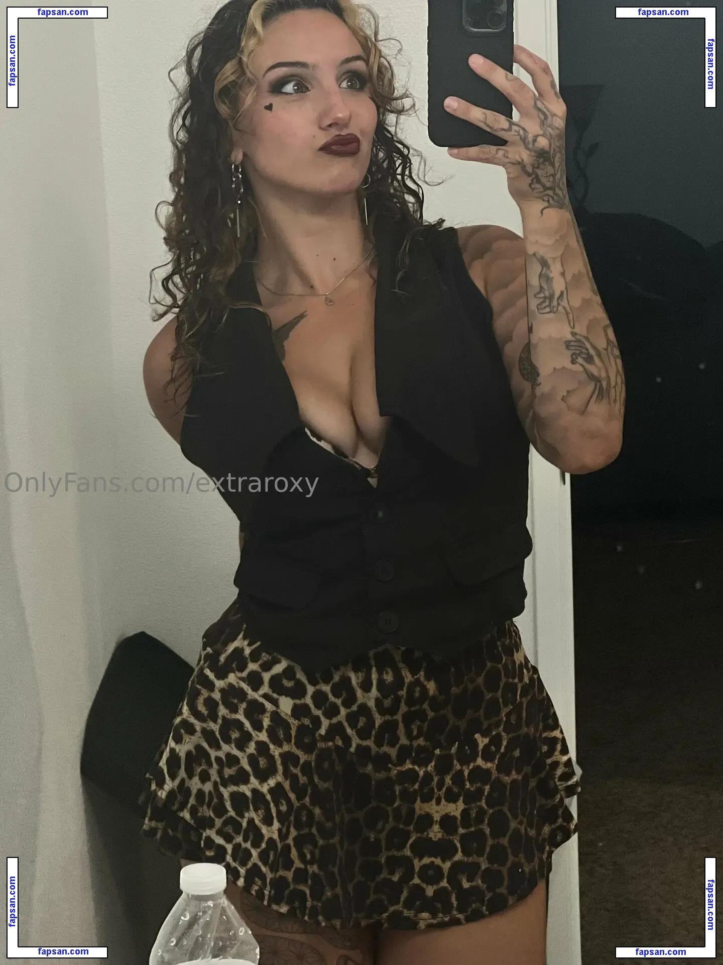 extraroxy nude photo #0022 from OnlyFans