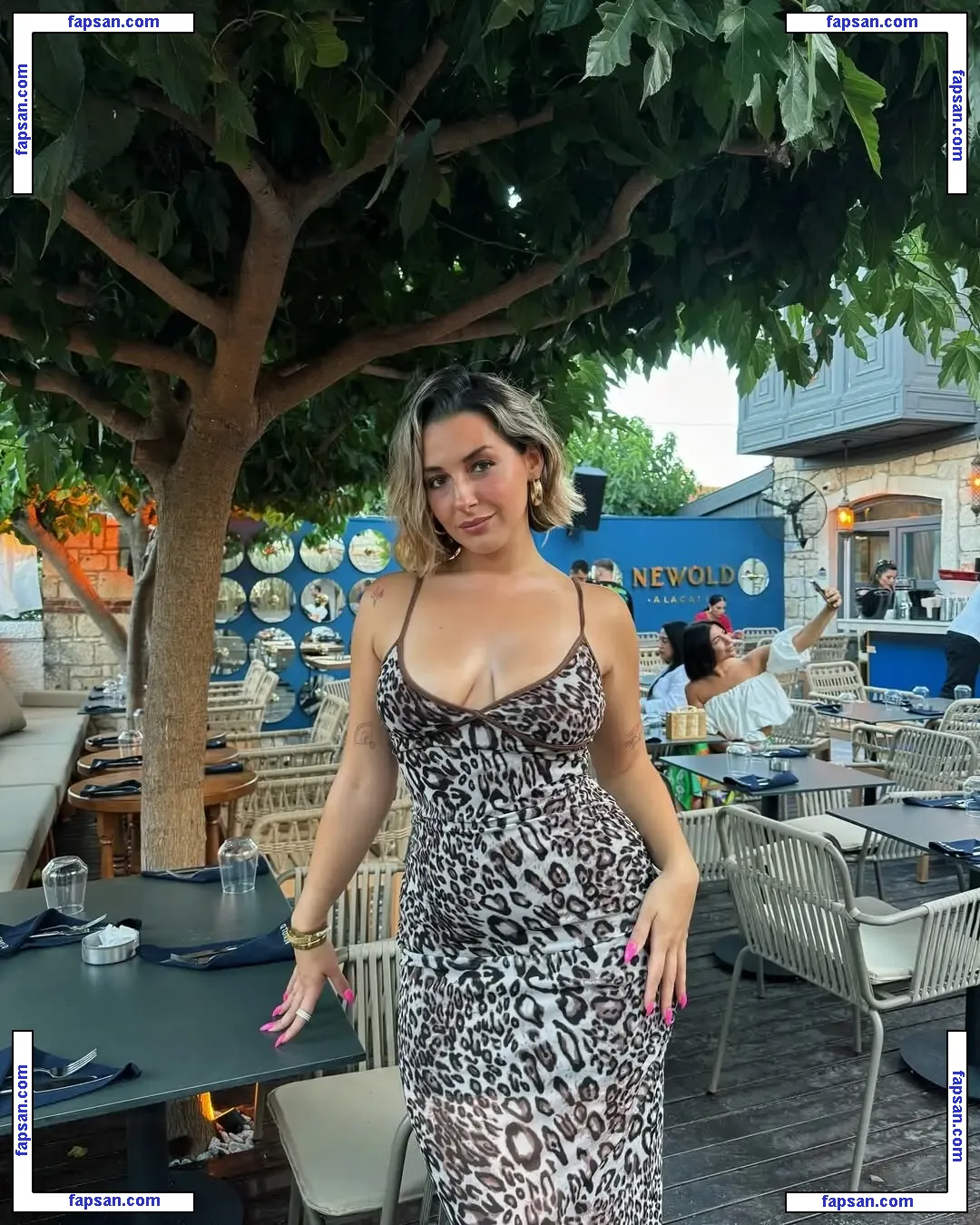 Ezgi Ergenc голая фото #0003 с Онлифанс