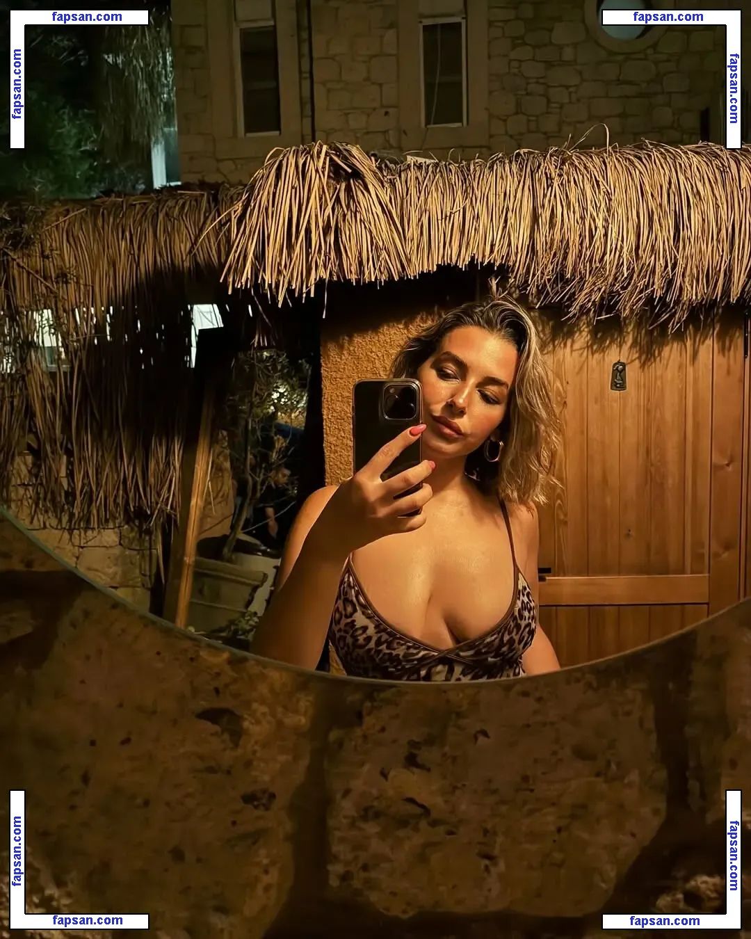 Ezgi Ergenc голая фото #0015 с Онлифанс