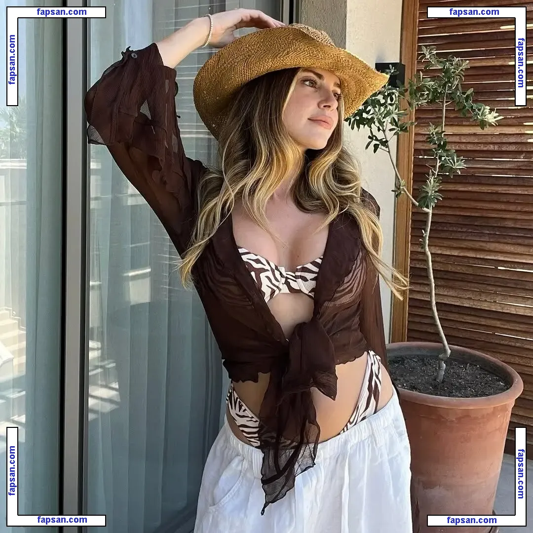 Ezgi Eyuboglu голая фото #0014 с Онлифанс