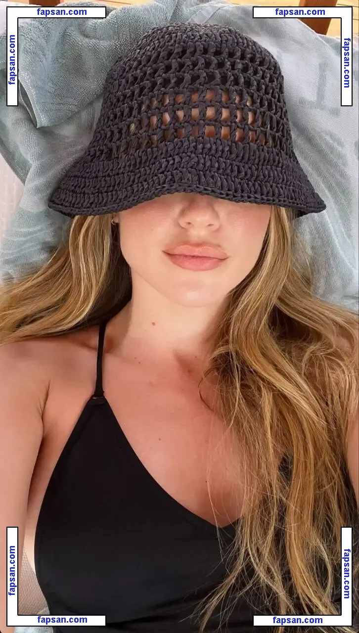 Ezgi Eyuboglu голая фото #0028 с Онлифанс