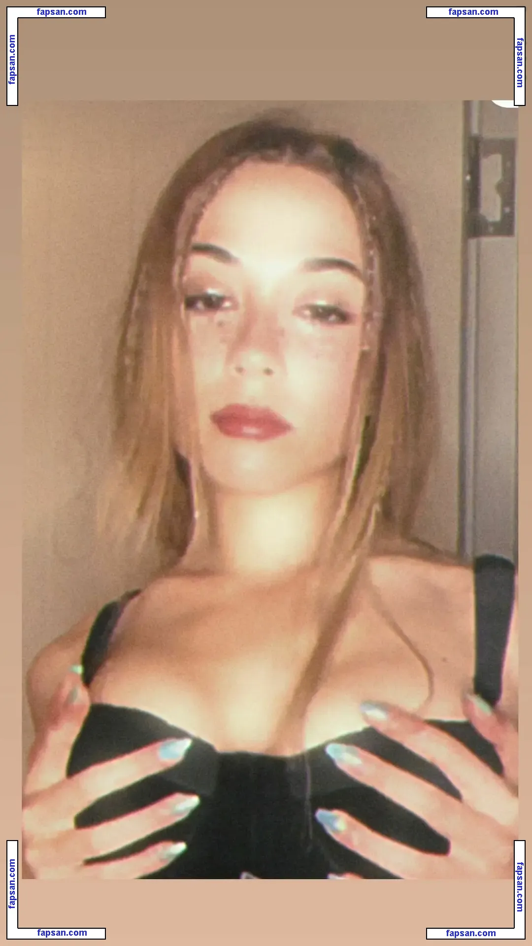 Ezgi Kasapcopur nude photo #0014 from OnlyFans