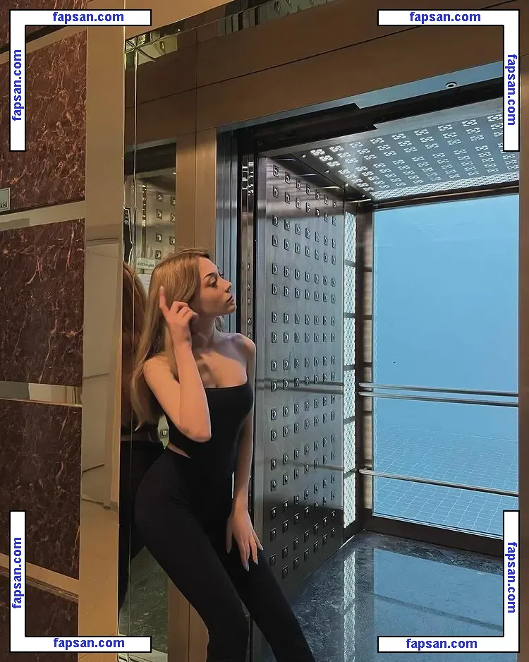 Ezgi Kasapcopur nude photo #0022 from OnlyFans