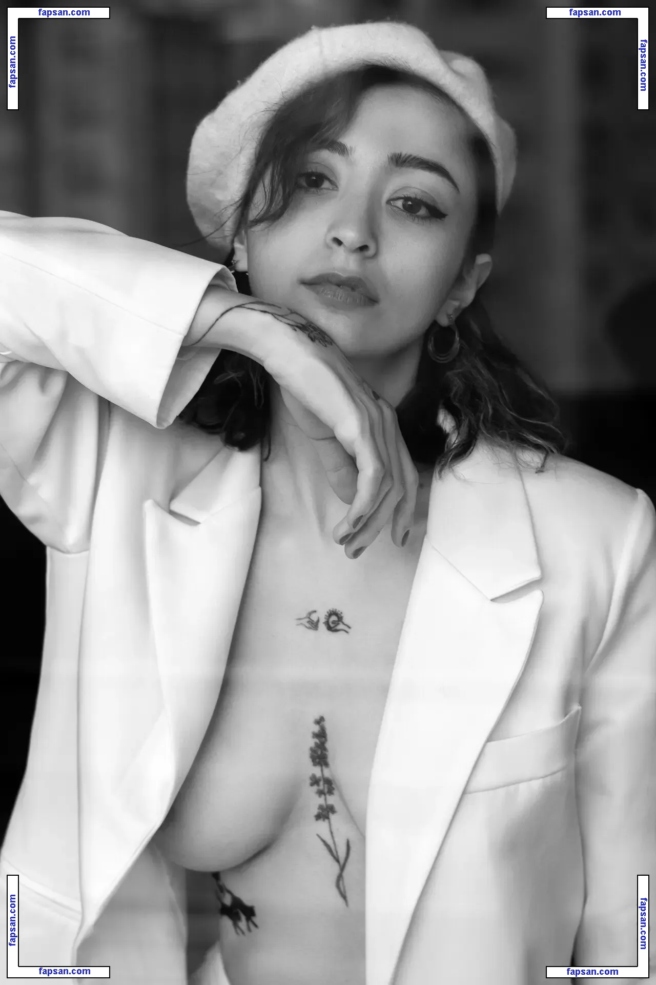 Ezgi Temel голая фото #0001 с Онлифанс