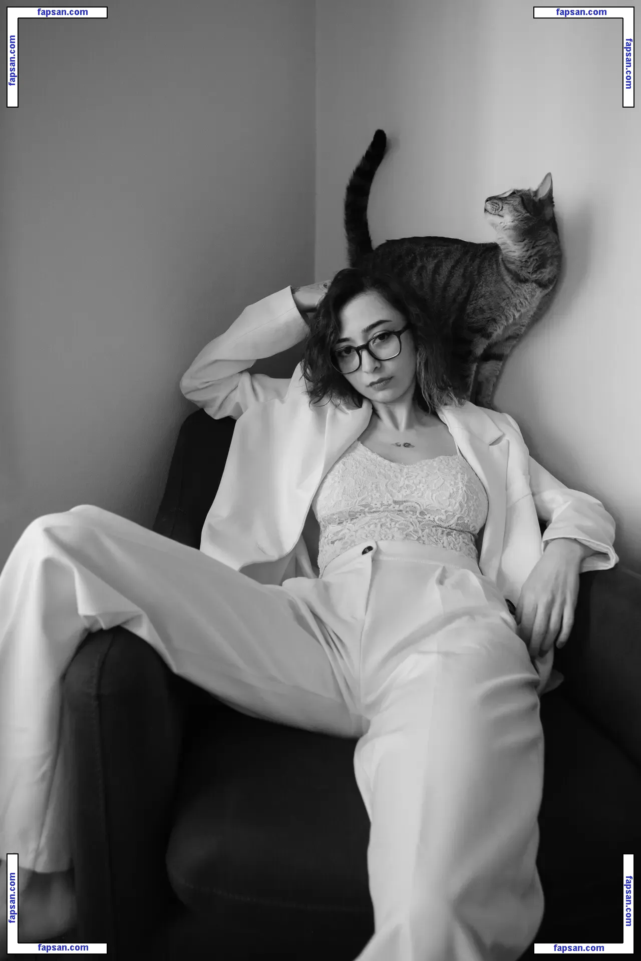 Ezgi Temel голая фото #0014 с Онлифанс