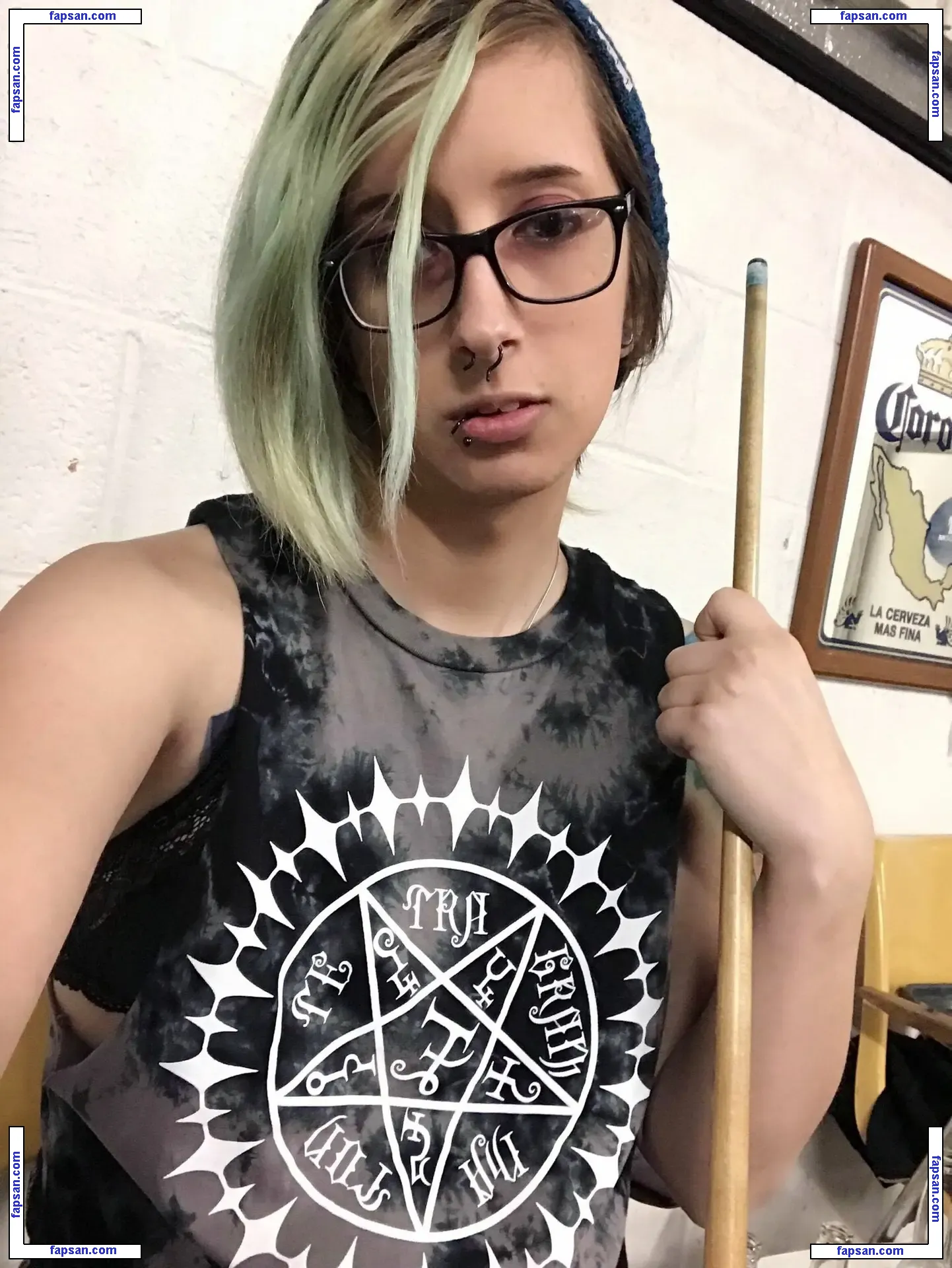 Ezra Spell голая фото #0017 с Онлифанс