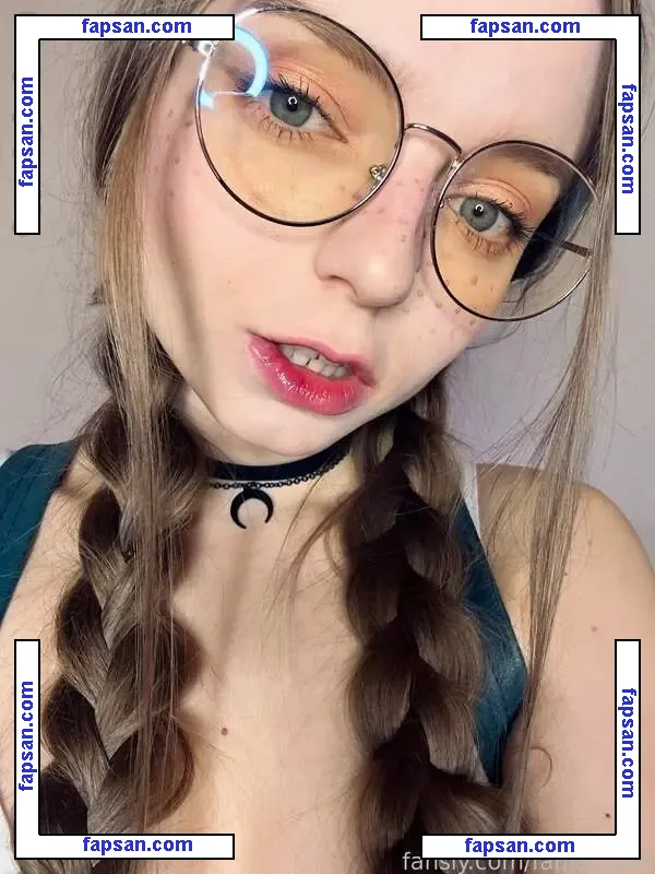 Fabiana голая фото #0046 с Онлифанс