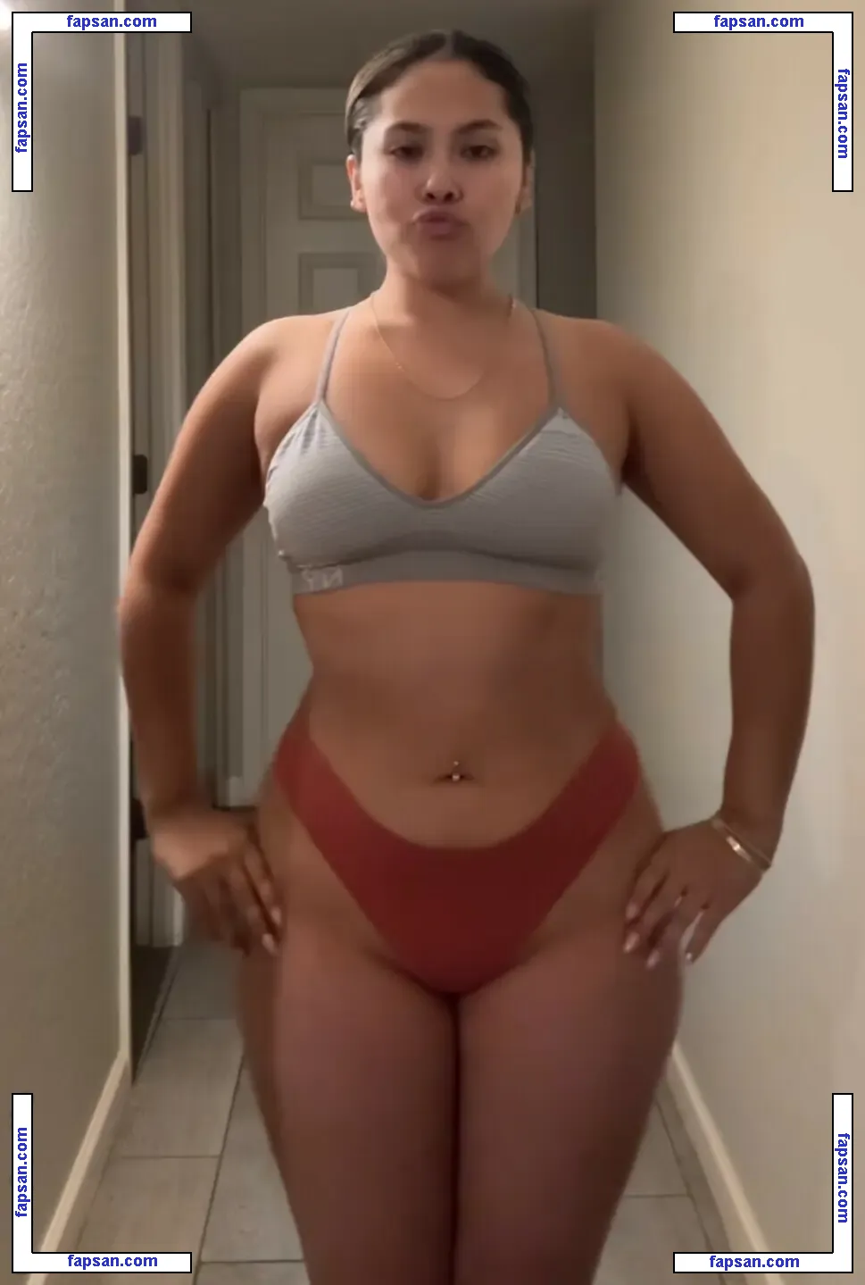 fabsss голая фото #0005 с Онлифанс