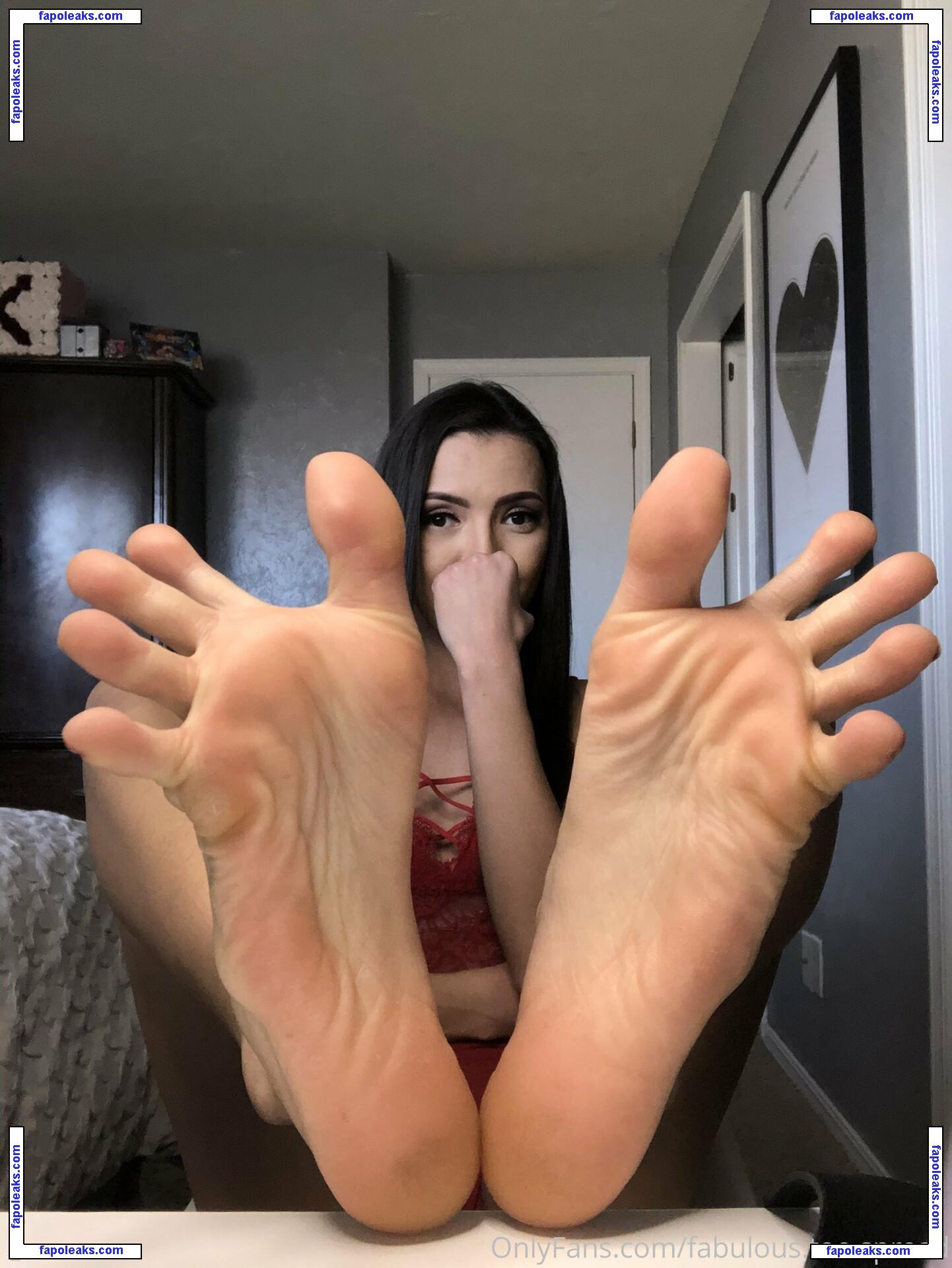fabulous.toe.spread nude photo #0028 from OnlyFans