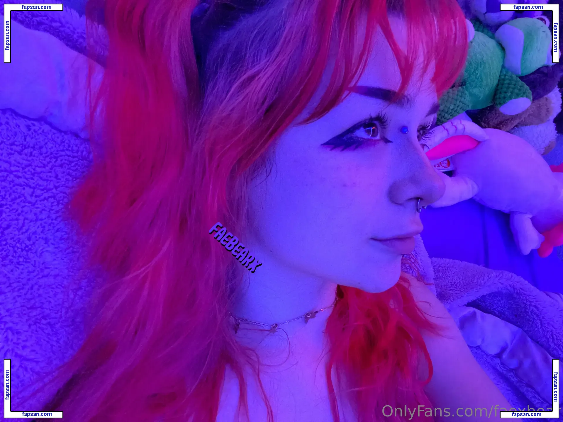 faexbear nude photo #0099 from OnlyFans