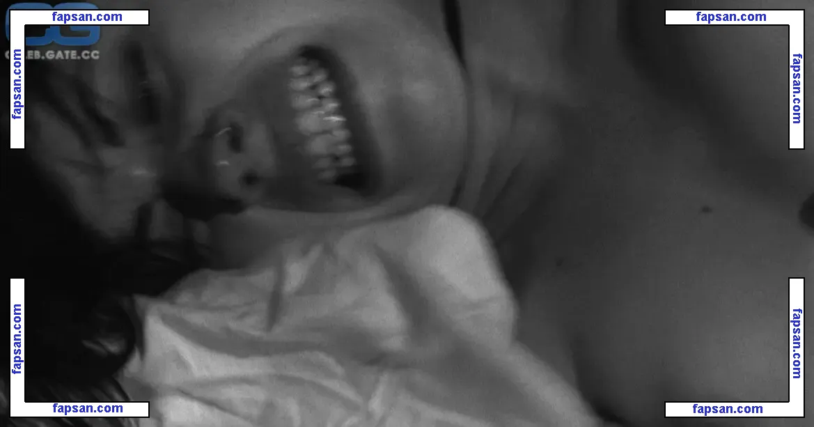Fairuza Balk nude photo #0043 from OnlyFans
