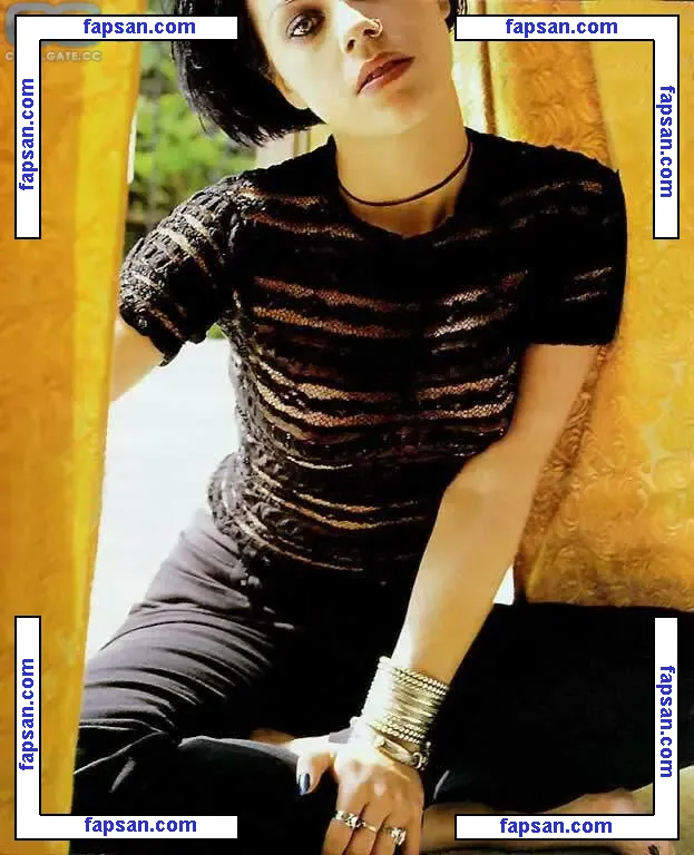 Fairuza Balk nude photo #0062 from OnlyFans