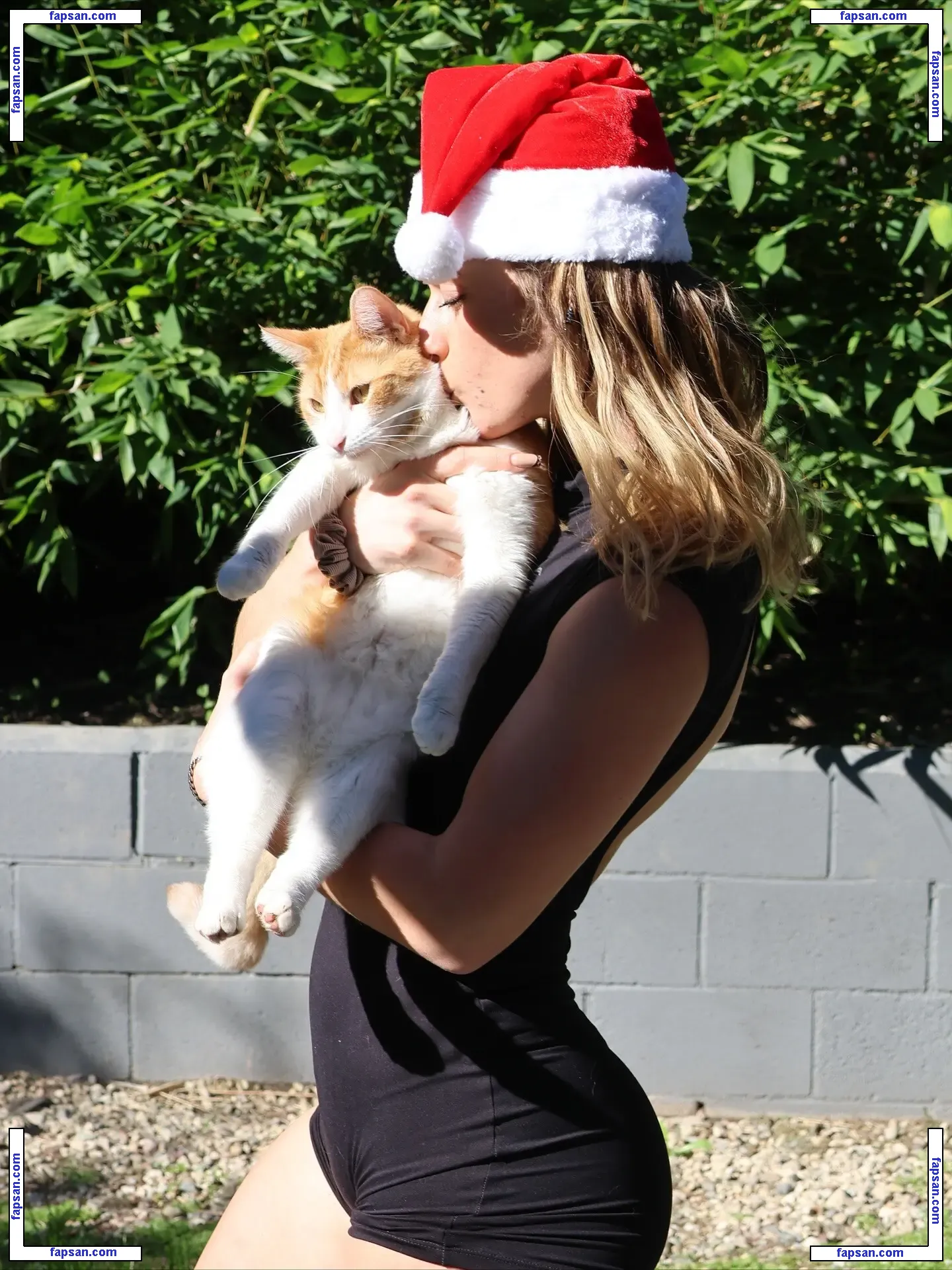 Faith Ordway nude photo #1413 from OnlyFans