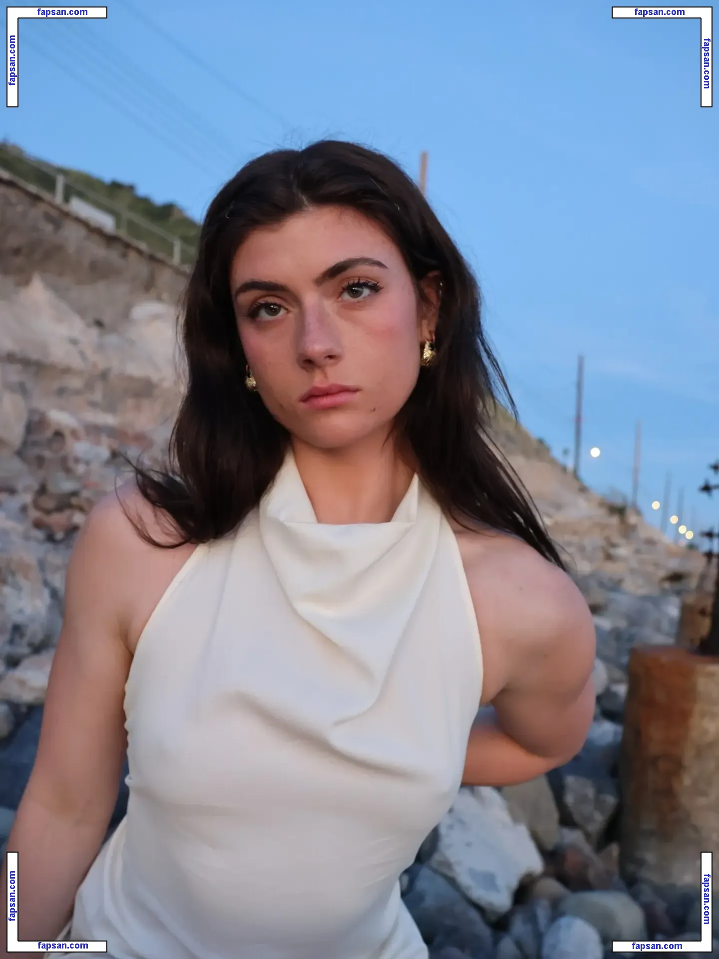 Faith Ordway голая фото #1441 с Онлифанс