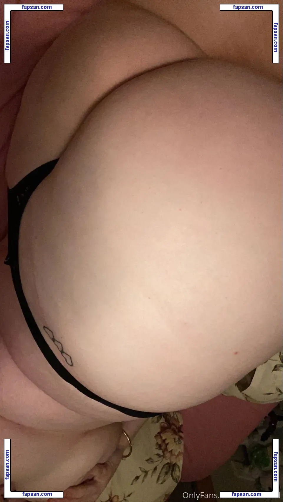 Faithzola11 / kevglam nude photo #0003 from OnlyFans