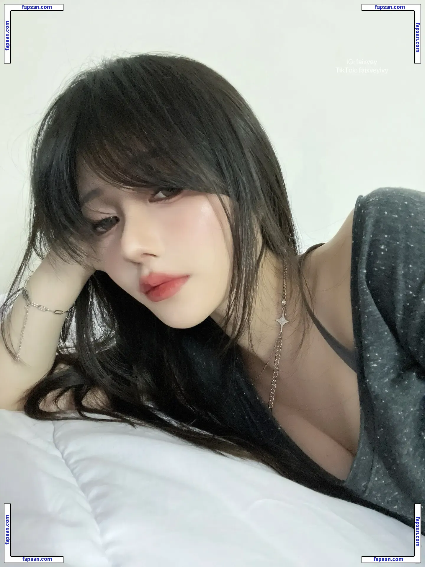 Faixvey голая фото #0052 с Онлифанс