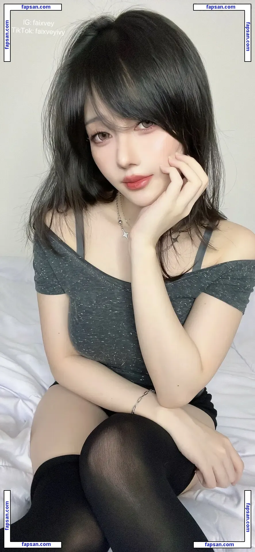 Faixvey голая фото #0054 с Онлифанс