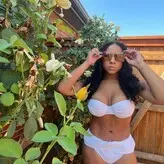 Famous Kiki 1 голая #0020