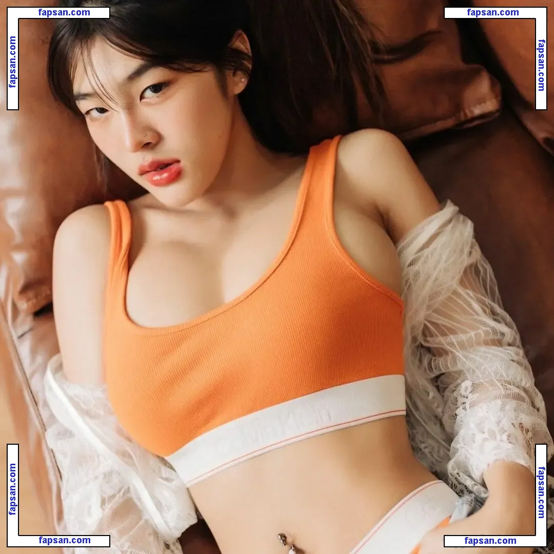 fangnaala nude photo #0005 from OnlyFans