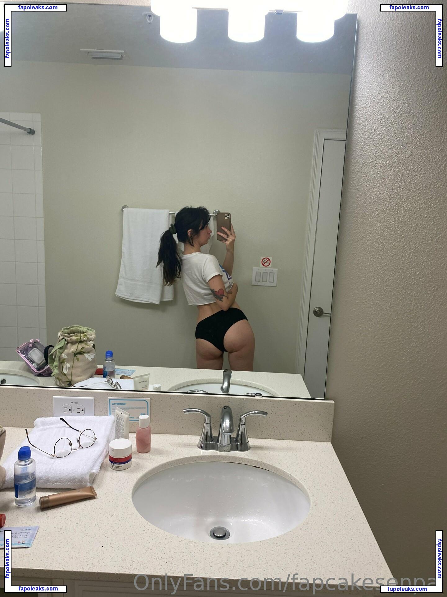 Fapcake Senpai / Chenteale Britt / fapcakesenpai / thefapcakesenpai nude photo #0056 from OnlyFans