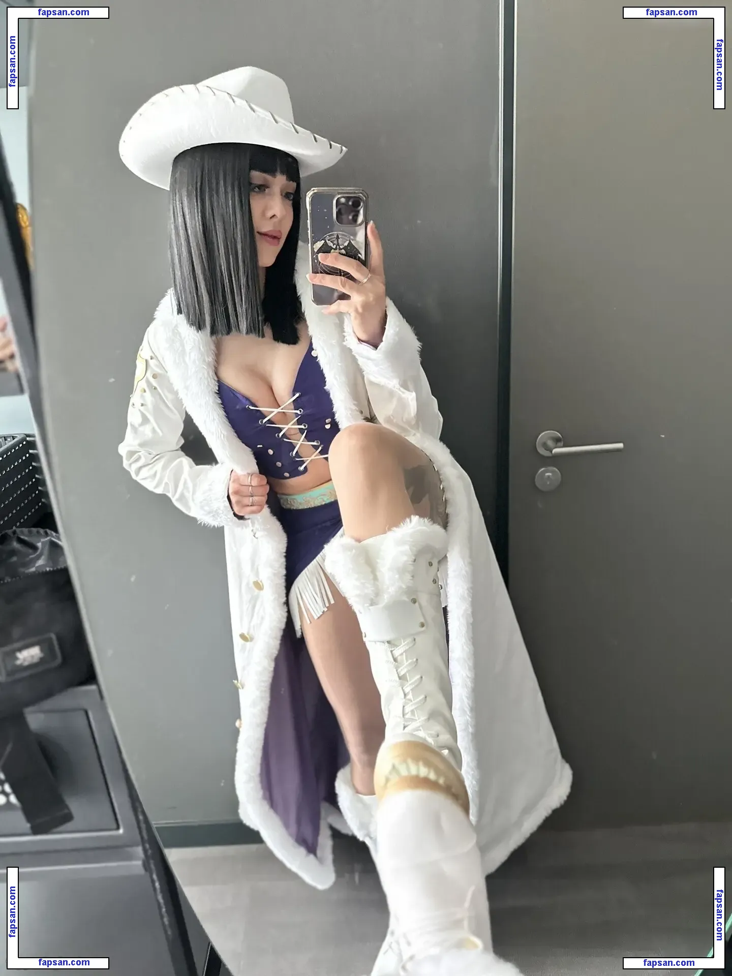 Farbenfuchs nude photo #0111 from OnlyFans