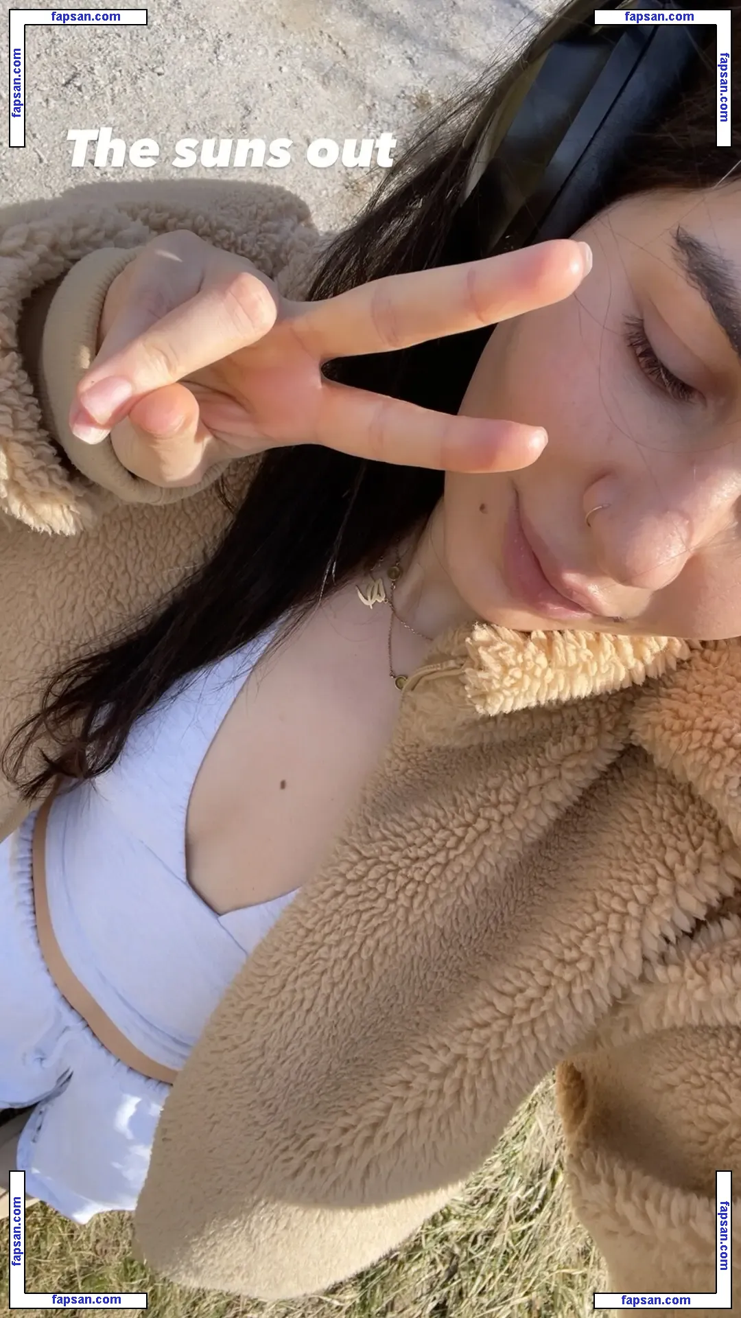 Farohreacts nude photo #0002 from OnlyFans