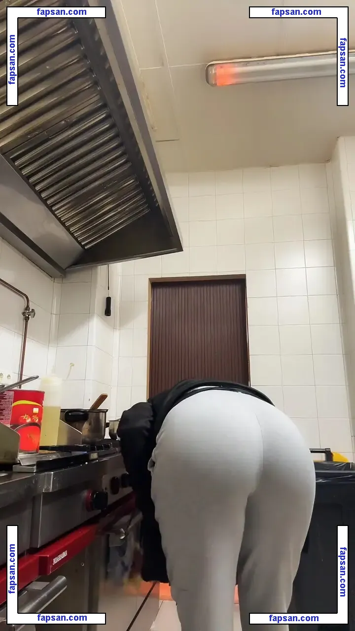 Fatiimiya11 nude photo #0001 from OnlyFans