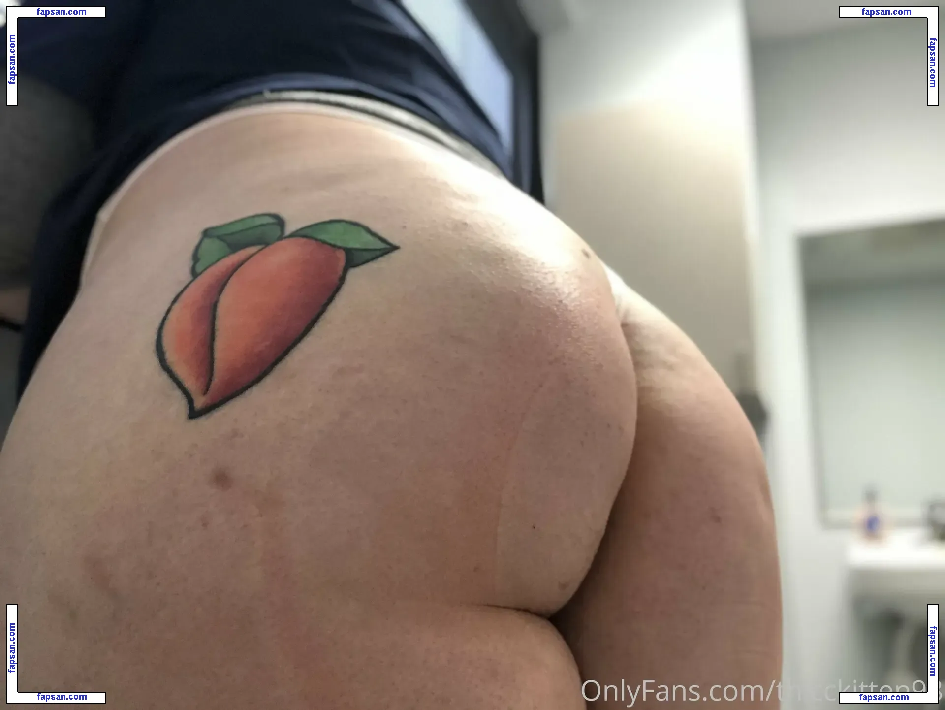 fatjuicypeach nude photo #0026 from OnlyFans