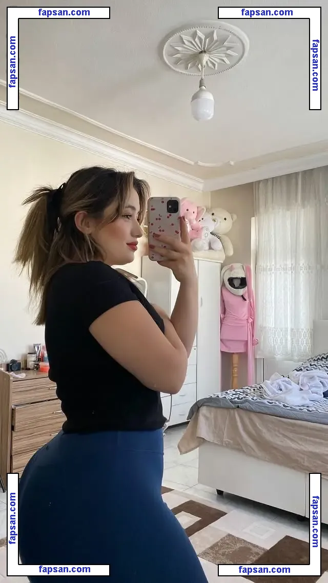 Fatmaakonca голая фото #0002 с Онлифанс