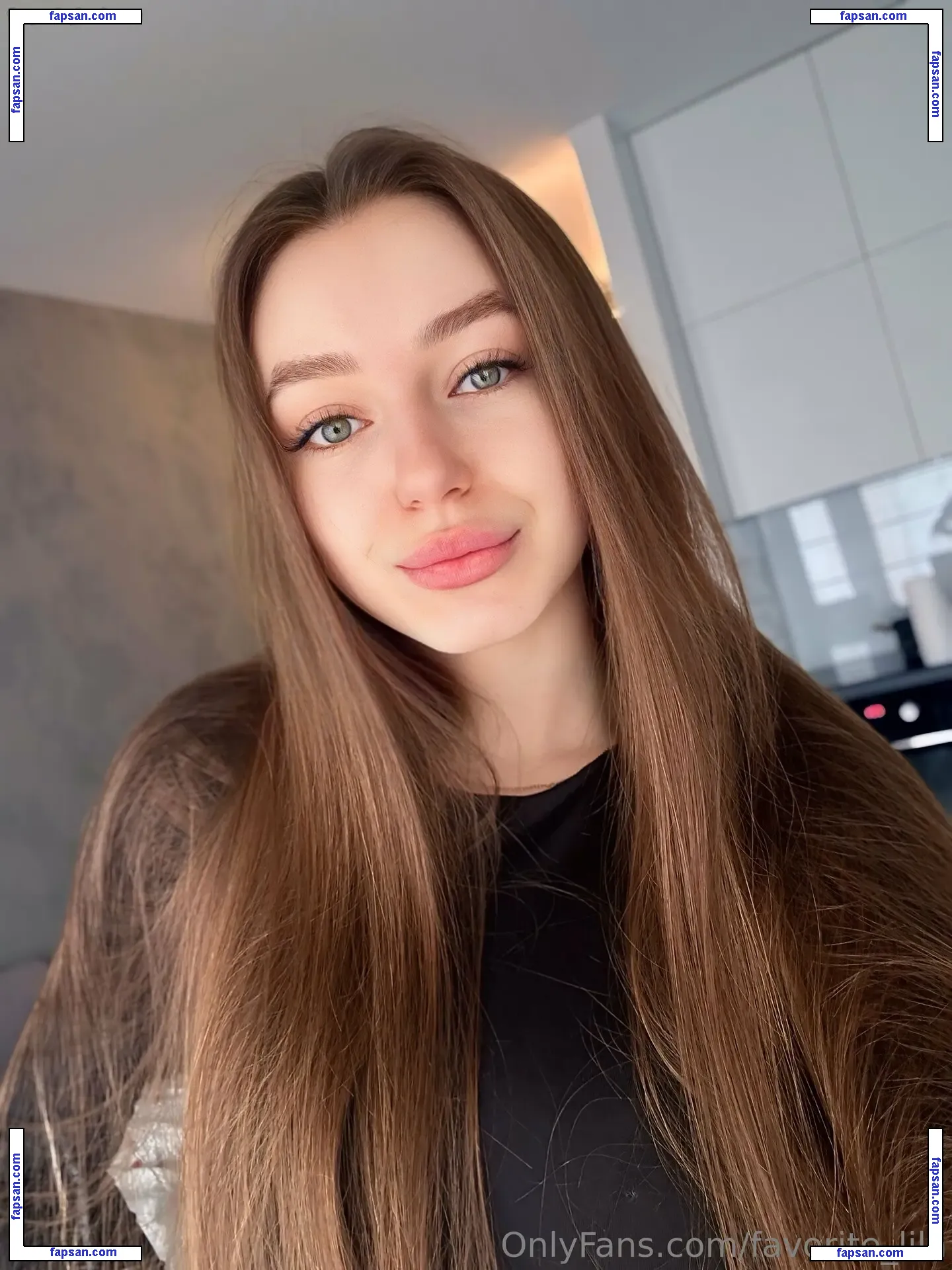 favorite_lila nude photo #0006 from OnlyFans