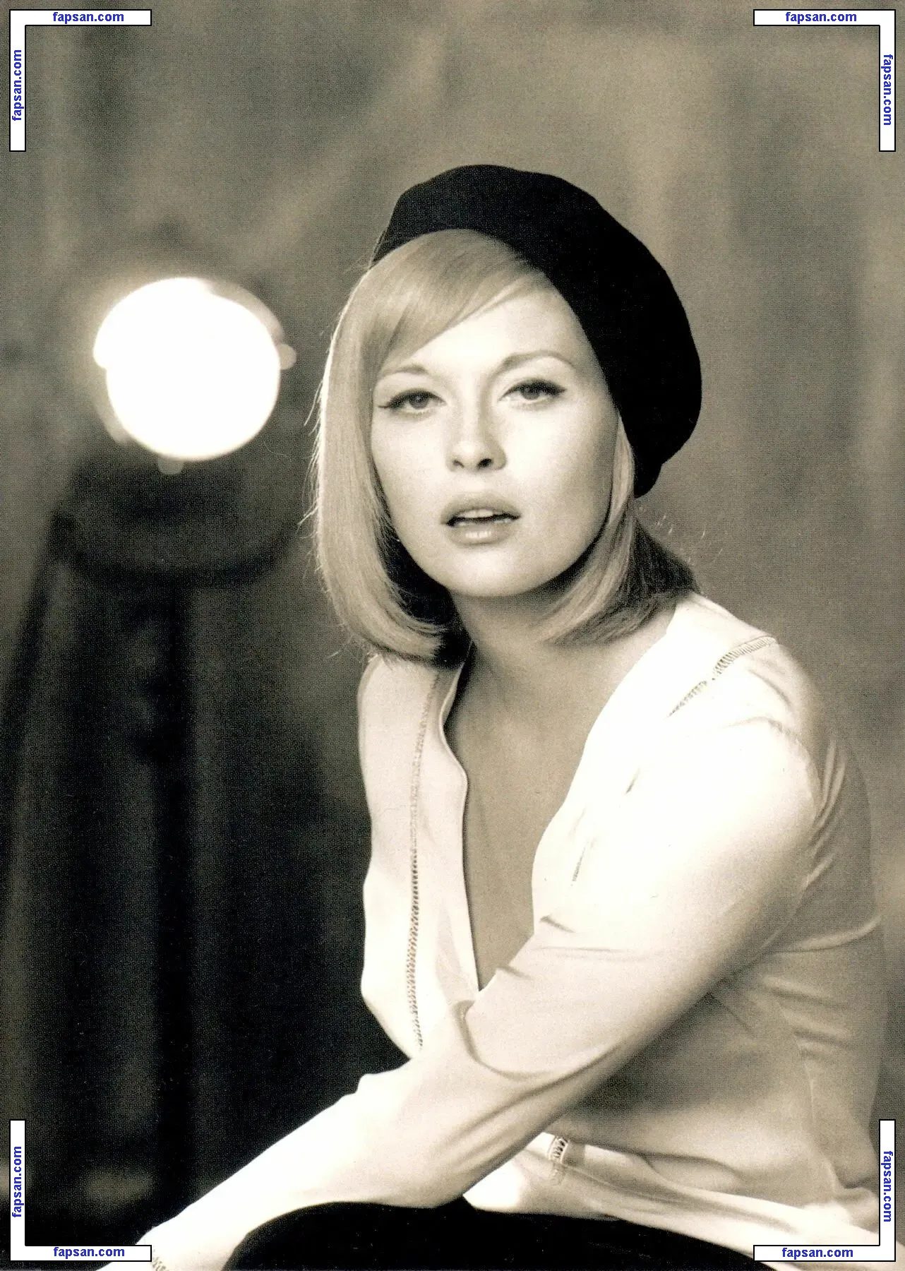 Faye Dunaway голая фото #0067 с Онлифанс