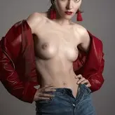 Faye Noir nude #0001