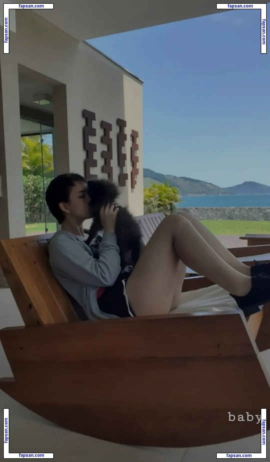 Faye Tan голая фото #0007 с Онлифанс