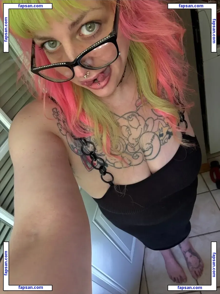 Fckinmonsters голая фото #0002 с Онлифанс