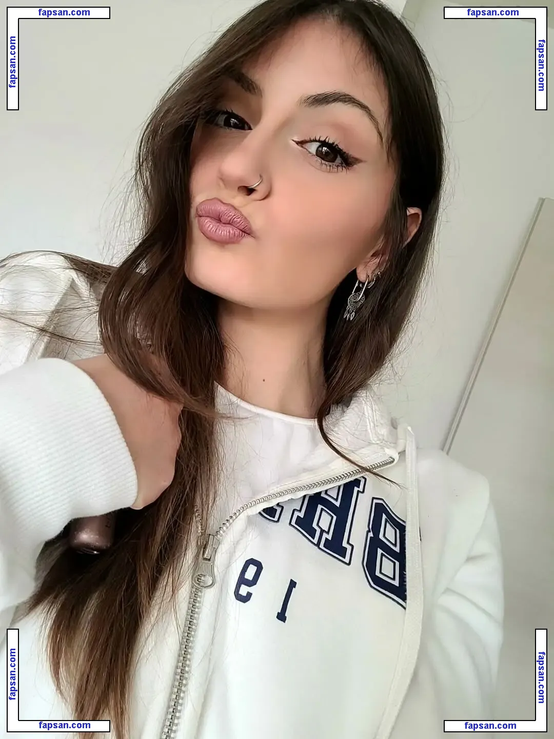 Federica Mongiello голая фото #0009 с Онлифанс